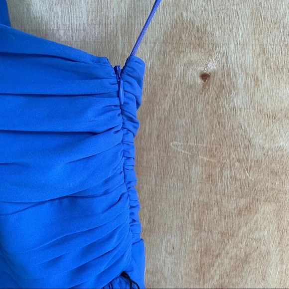 **NEW Express Chiffon One Shoulder Pleated Dress - Picture 7 of 11